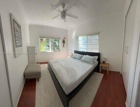 Building Photo - 901 Meridian Ave