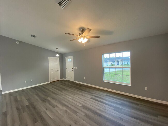 Building Photo - 2901 SW 173rd Street Rd