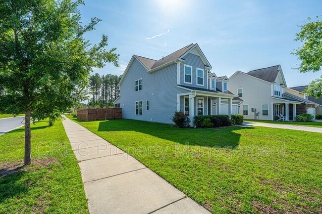 Building Photo - 201 Bigleaf Ct