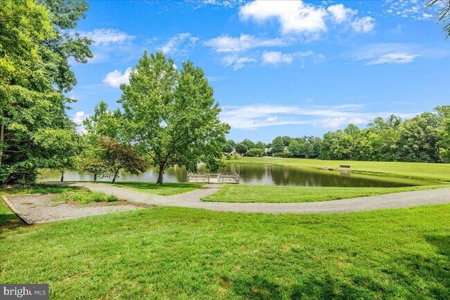 Building Photo - 15605 Everglade Ln