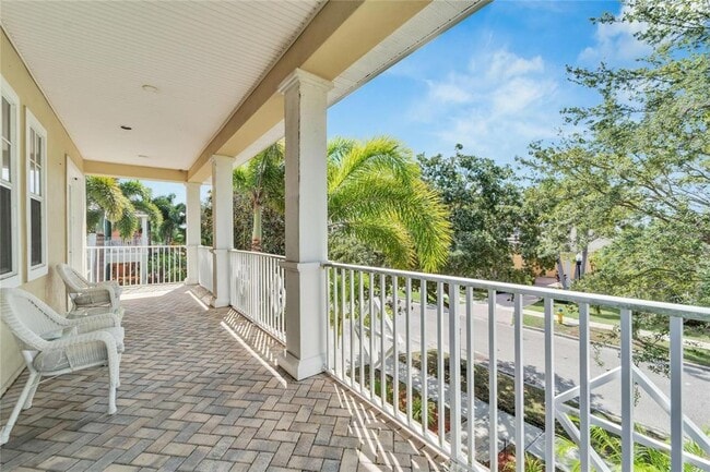 Building Photo - 517 Mirabay Blvd