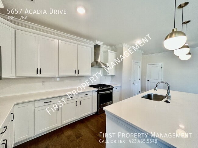 Building Photo - 5657 Acadia Dr