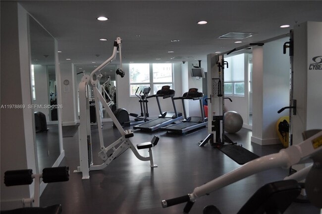 Building Photo - 234 NE 3rd St