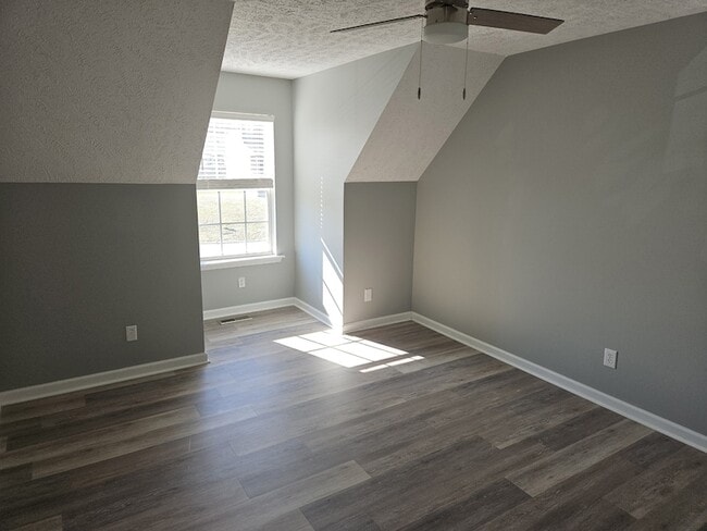 Building Photo - 124 Wolverine Trail