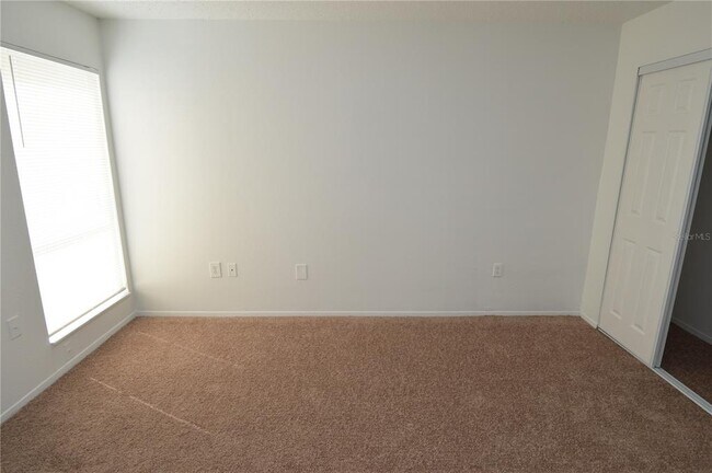 Building Photo - 5004 Castile Pl