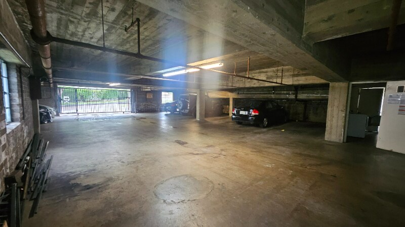 Building Photo - 4221 Los Feliz Blvd