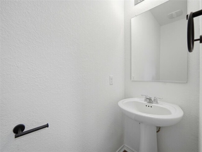 Building Photo - 8014 Purple Aster Pass