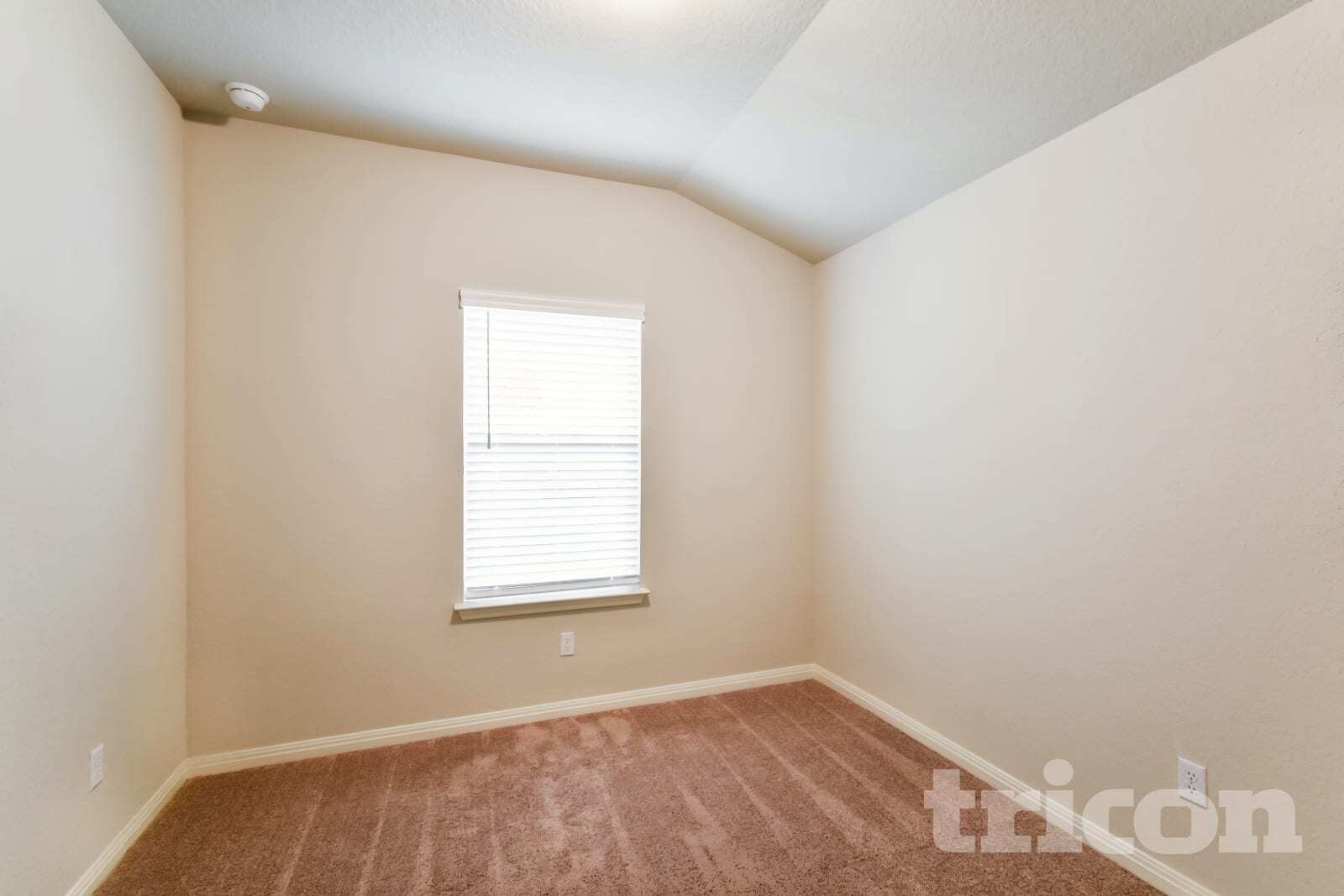 Building Photo - 13523 Emerson Wy