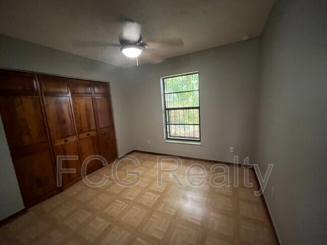 Building Photo - 3701 Martin St