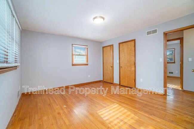 Building Photo - 1706 NE 77th St