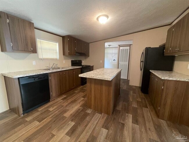 Building Photo - 6460 Appaloosa Ave