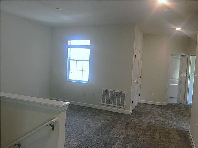Building Photo - 1367 Shinnecock Hills Dr