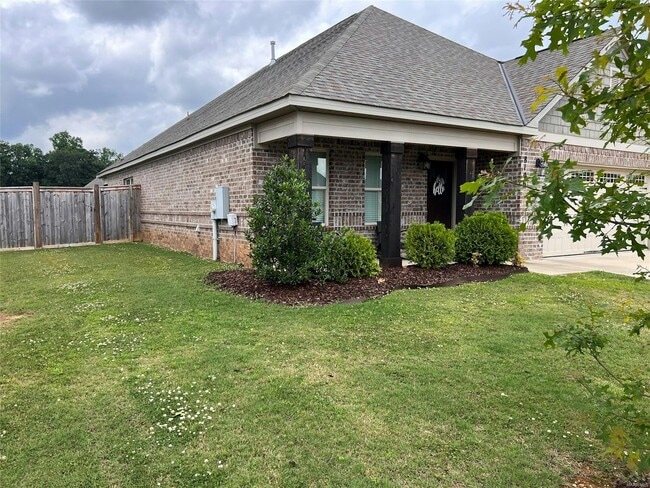 Building Photo - 8106 Faith Ct