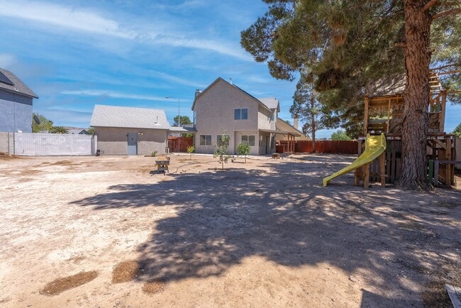 Building Photo - 5519 Myron Cir