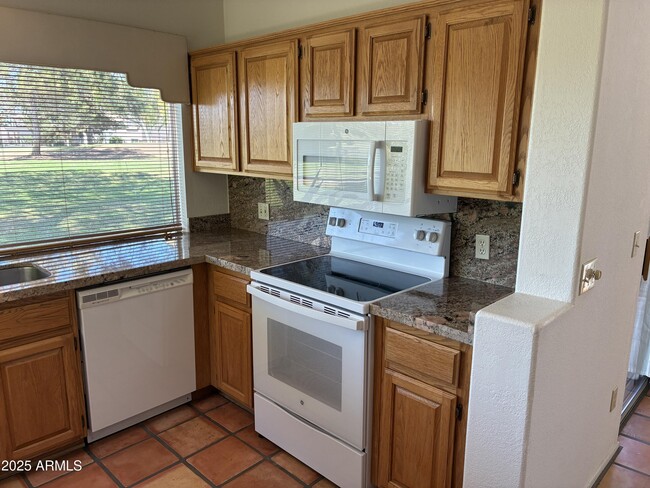 Building Photo - 7891 E Desert Cove Ave