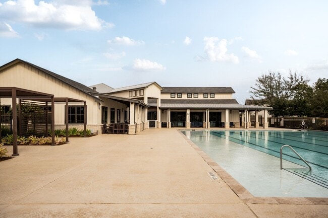 Building Photo - 9810 Falling Fern Ln