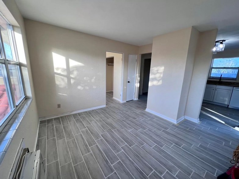 Building Photo - 5645 Central Ave