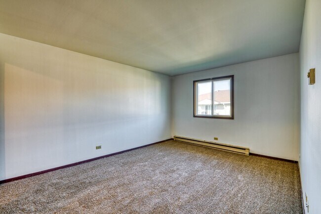 Building Photo - 1713 Nelson Rd