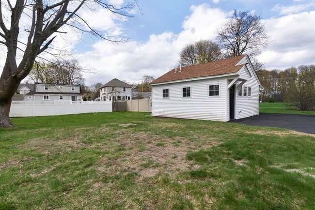 Building Photo - 9 Winthrop Ave