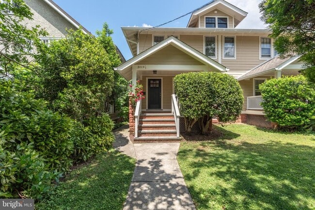 Primary Photo - 3819 1/2 Woodley Rd NW