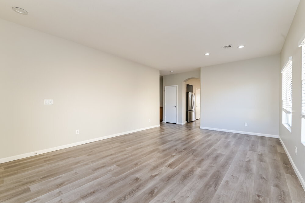 Building Photo - 913 E Malibu Sands Ave