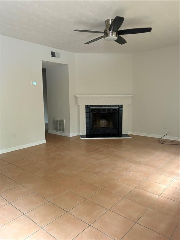 Building Photo - 5510 Estates Ct