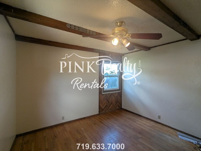 Building Photo - 554 Asbury Pl