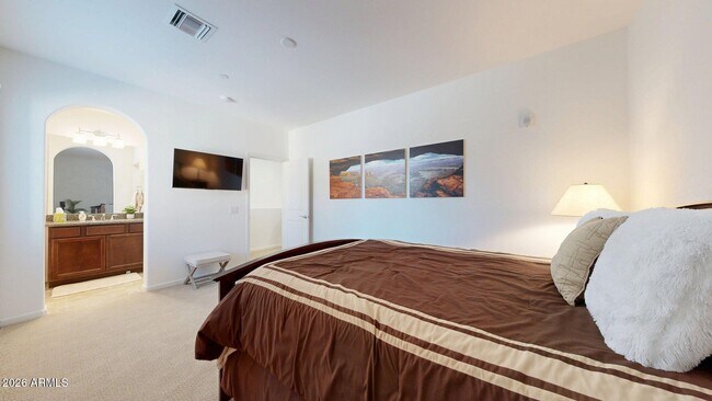 Building Photo - 3935 E Rough Rider Rd