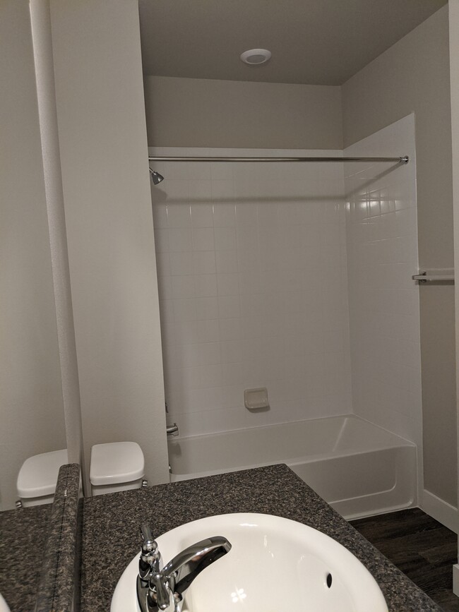 Shower with tub in 2nd bathroom - 14341 E Tennessee Ave