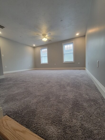 Building Photo - 55 Arlington St