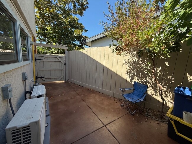 Building Photo - 6112 Travers Way