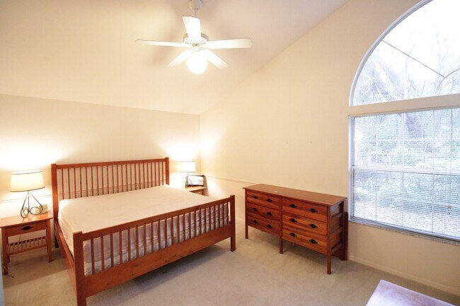 Building Photo - 12338 NW 9th Ln