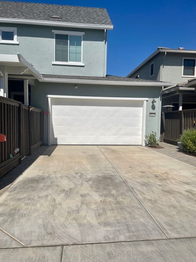 Building Photo - Wow! Custom Built Smart Home in Sutter Par...