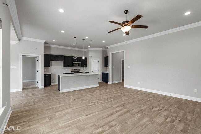 Building Photo - 126 St Edmunds Wy