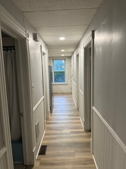 Building Photo - 238 11th St