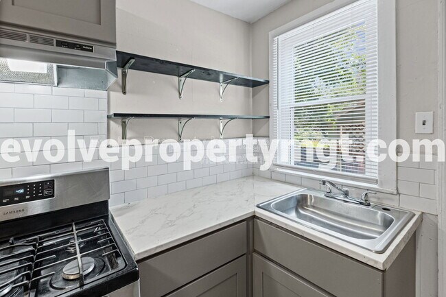 Building Photo - 4091 Tutwiler Ave