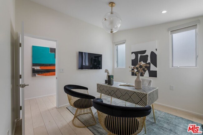 Building Photo - 279 Mabery Rd