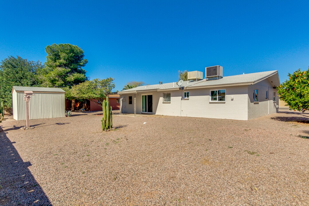 Building Photo - 5333 E Adobe Rd