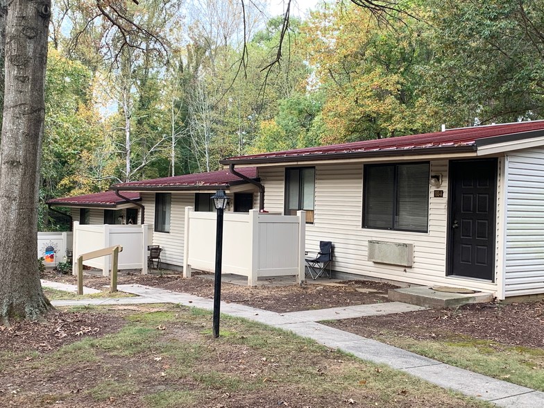 Primary Photo - Lakemont Apartment Homes