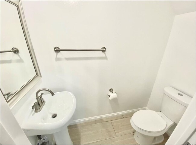 Building Photo - BROADWAY(10617)