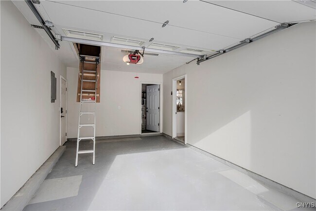 Building Photo - 57 Beechwood Rd