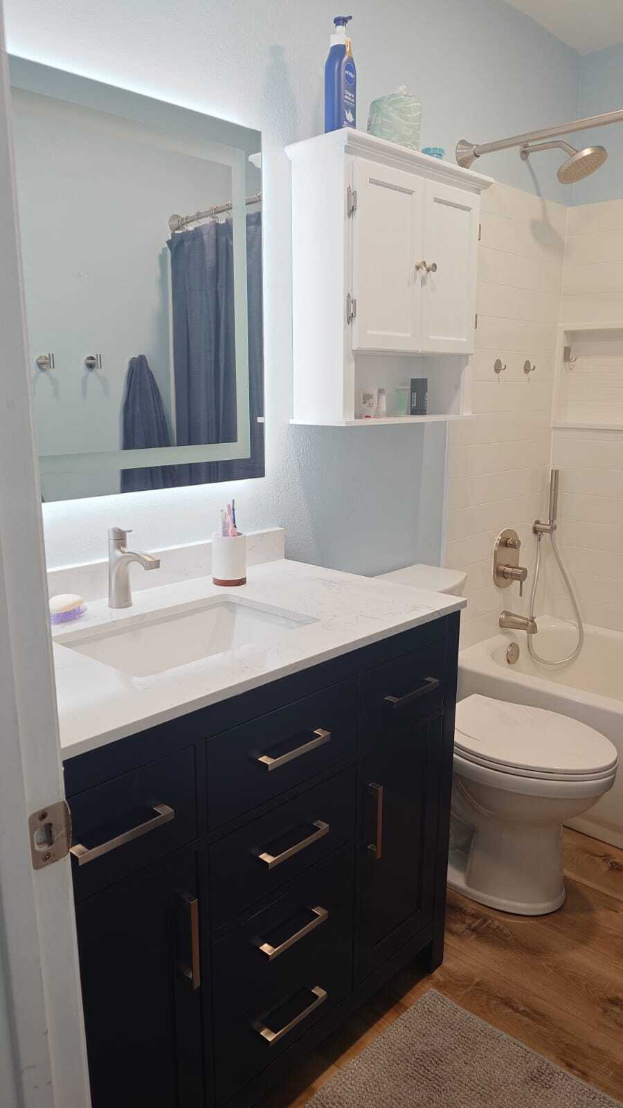 Building Photo - 3837 Pompano Dr SE