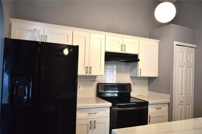 Building Photo - 424 Delicata Dr