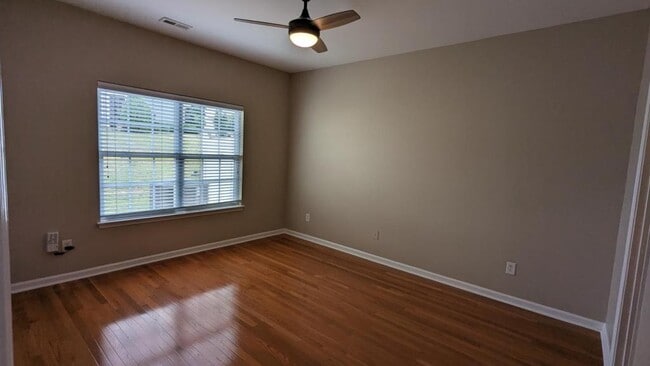Building Photo - 11714 Stockdale Ct