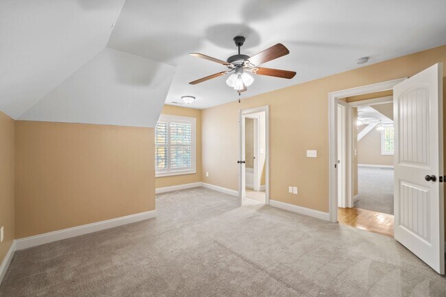 Building Photo - 137 Northington Woods Dr