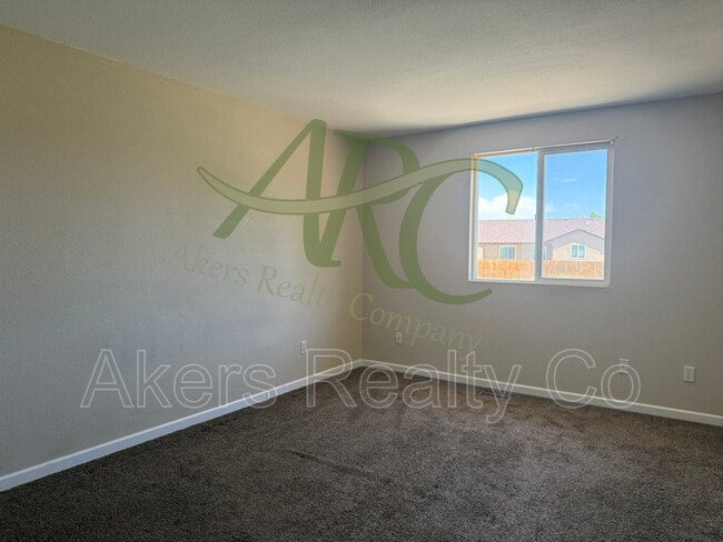 Building Photo - 277 W Coral Dr