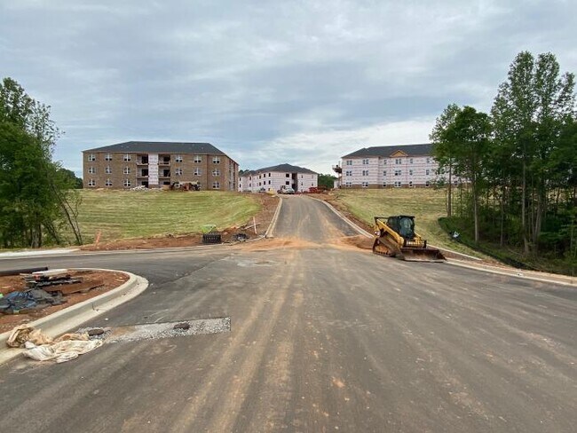 Building Photo - 2 bedroom in Spartanburg, SC SC 29301