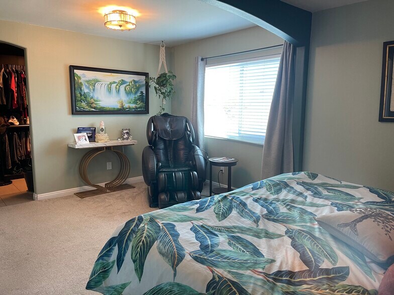 Building Photo - 9212 Pennywood Rd