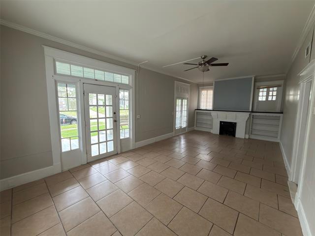 Building Photo - 1019 Sheridan Ave