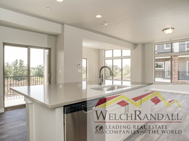 Building Photo - 3 bed 2.5 Bath Single-Family Home in Farmi...